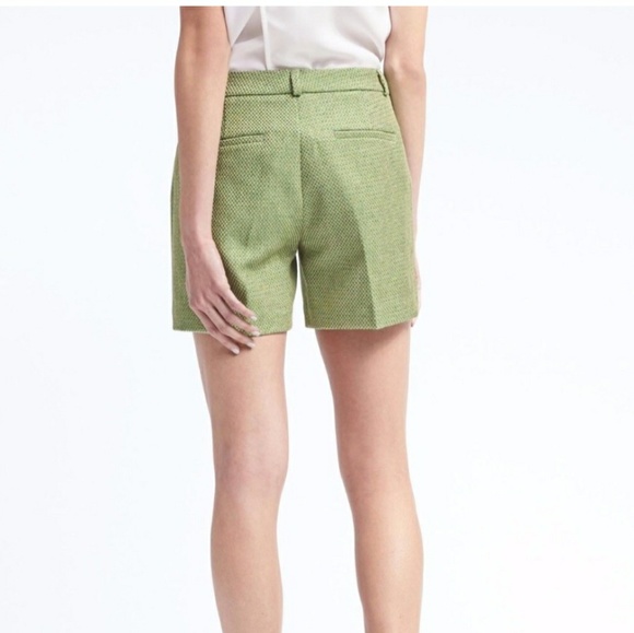 Banana Republic Tweed Short - Picture 3 of 6